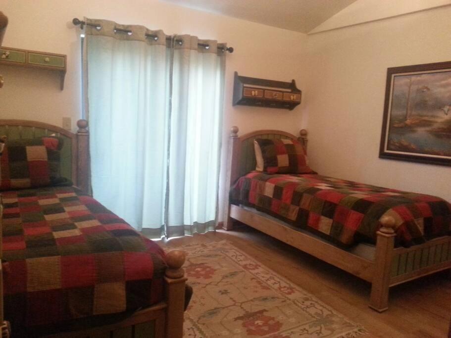 Cozy Flagstaff Home In Cool Pines - Country Club Экстерьер фото